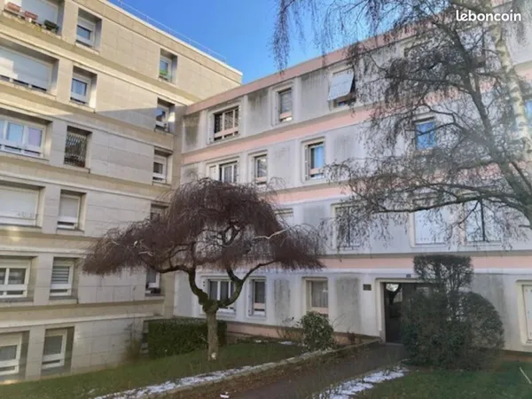 Appartement 4 pièces 82 m²