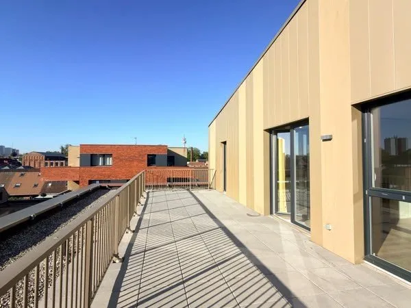 T3 récent - dernier étage avec terrasse et parking - chauffage et eau chaude compris