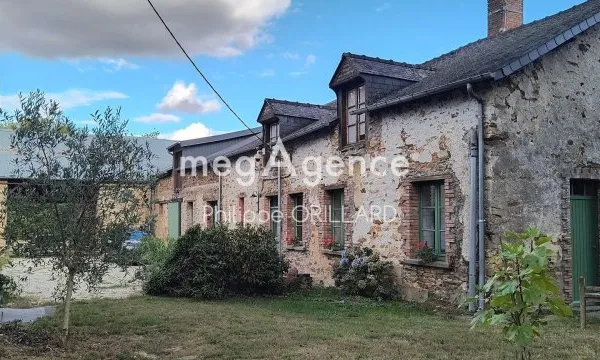 Longére de 191 m² avec 28 ha de terres