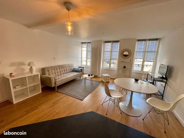 Location appartement meublé 2P