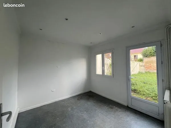 Local commercial 220 m² LE RAINCY