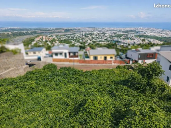 Terrain 610 m² La Possession