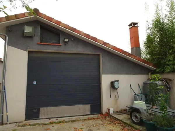 Parking 95 m²