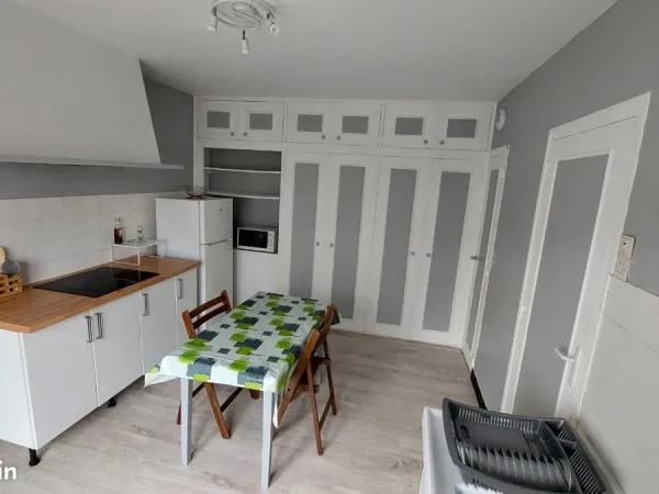 Maisonnette meublée indépendante (sans espace extérieur)