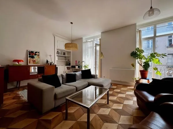 Appartement 2 pièces 61 m²