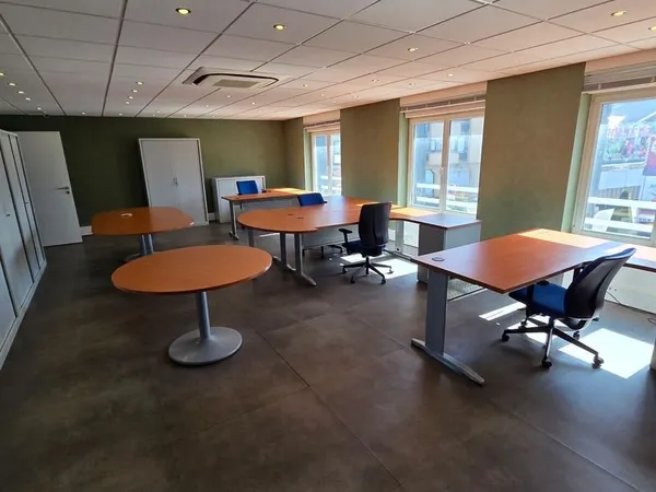 Local commercial 82m²