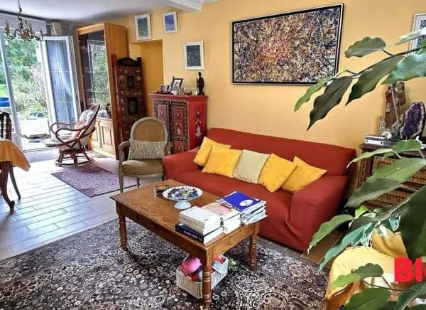 A VENDRE - BLOT IMMOBILIER LORIENT : Maison de plus de 130 m² avec vie en rez-de-chaussée
