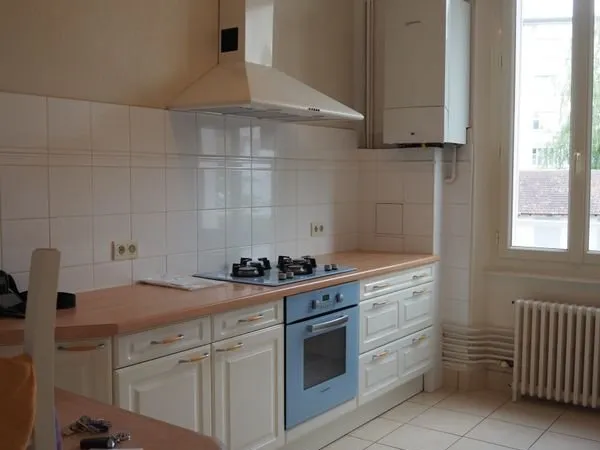 Bel appartement lumineux type T2 bis