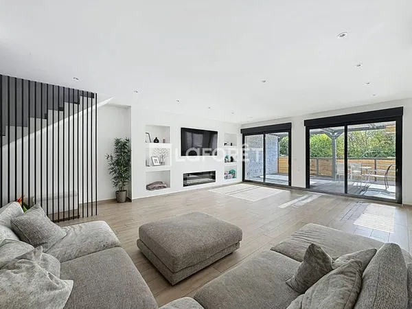 Maison Bonneuil Sur Marne 7 pièce(s) 188.35 m2