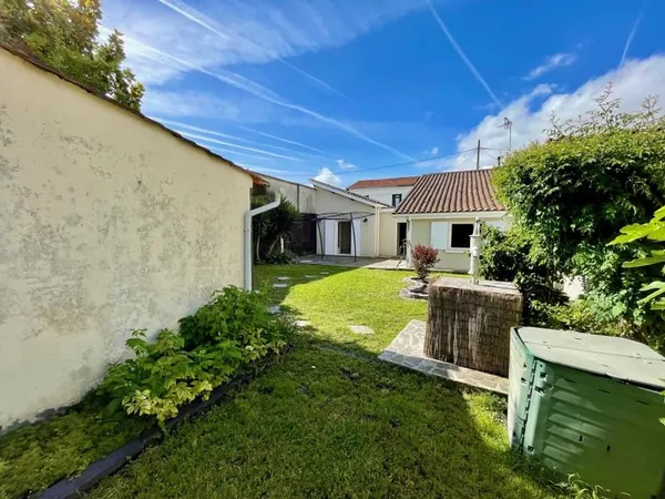 Maison avec jardin proche tram