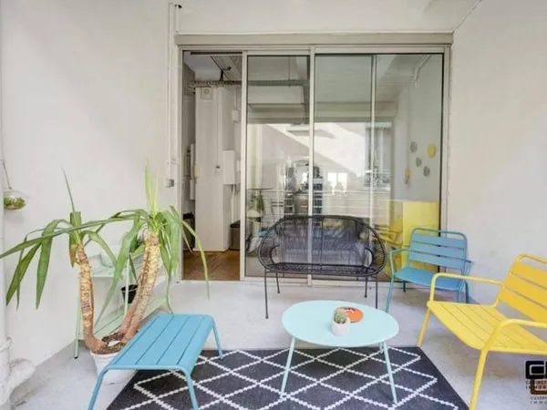 Loft 5 pièces 255 m²