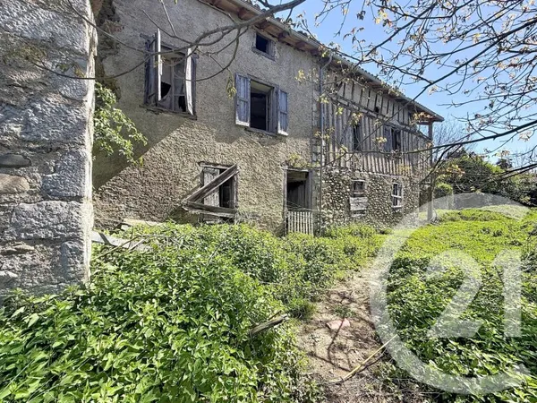 Maison 3 pièces 230 m²