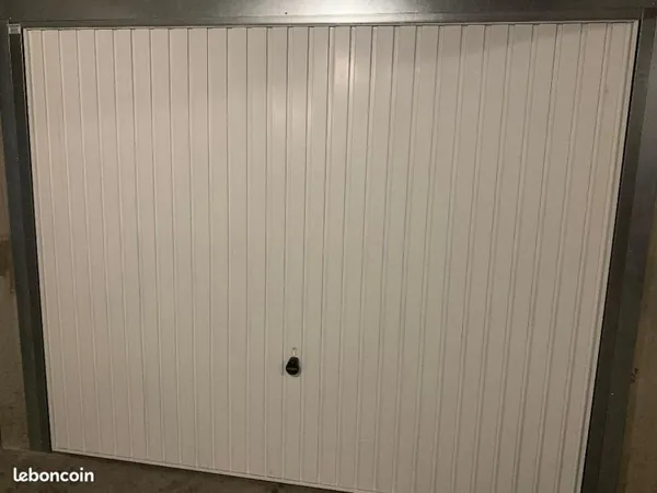 Box garage