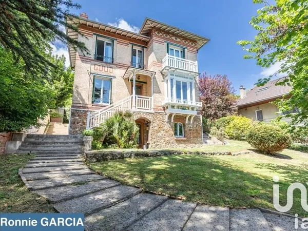 Maison 7 pièces 167 m²
