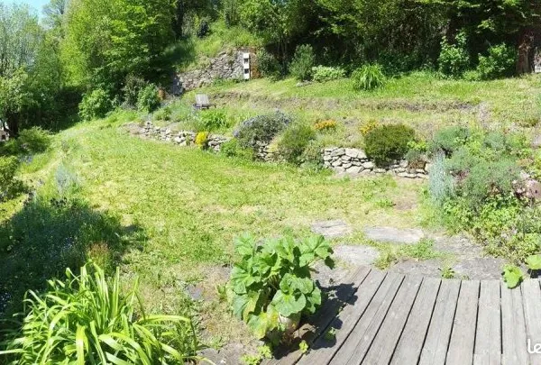 Maison 18 pièces 402 m²