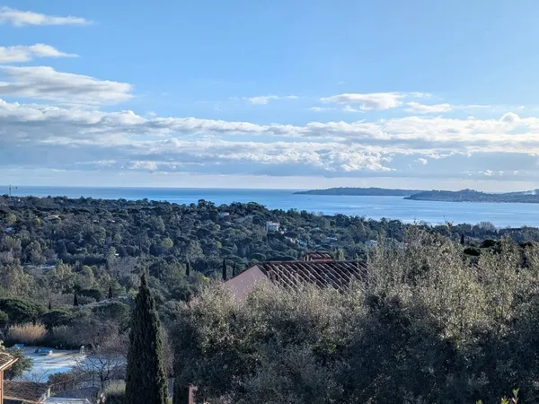 3 PIÈCES – MAGNIFIQUE VUE MER