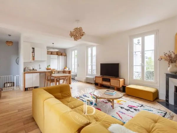 RARE - Maison de ville - 3 chambres - Terrasse