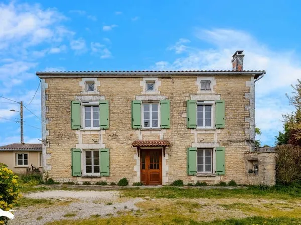 Maison en pierre 5 pièces 200 m²