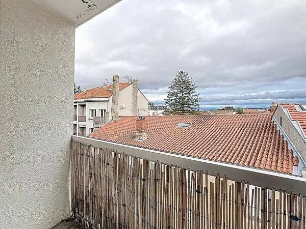 Studio 1 pièce 29 m²
