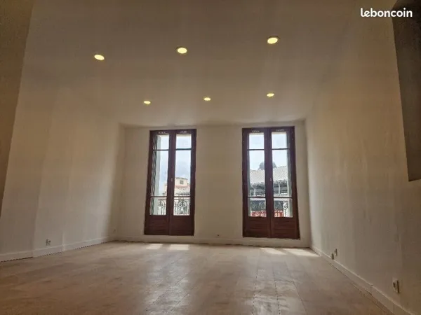Appartement 2 pièces 57 m²