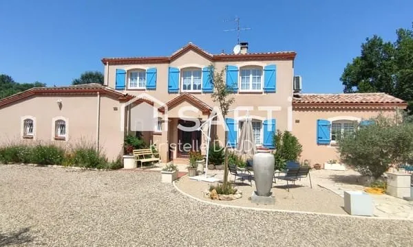 Maison 6 pièces 210 m²