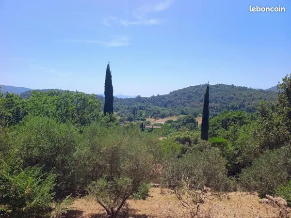 Terrain 622 m² Pierrefeu Du Var
