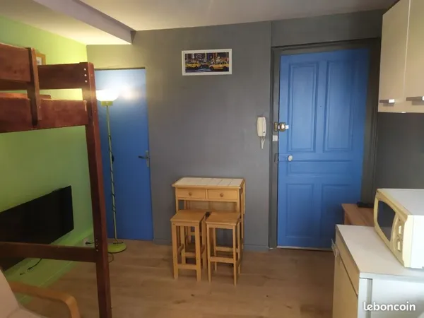 Epinal proche centre ville chambre meublee independante