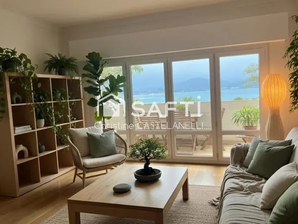 Appartement T4 vue mer, secteur Parc Cunéo