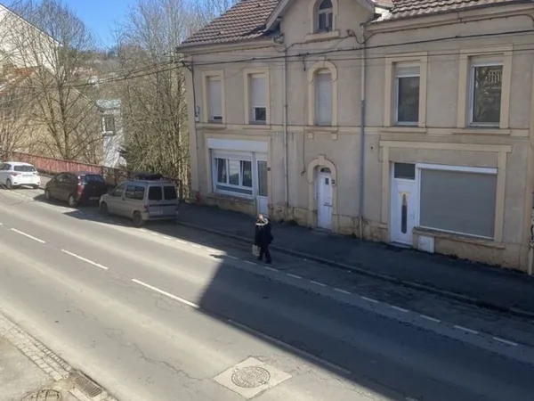 immeuble de 4 appartements, plus terrain constructible
