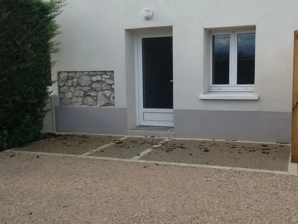 T2 duplex avec terrasse - 2 parkings - Cave - Faibles charges