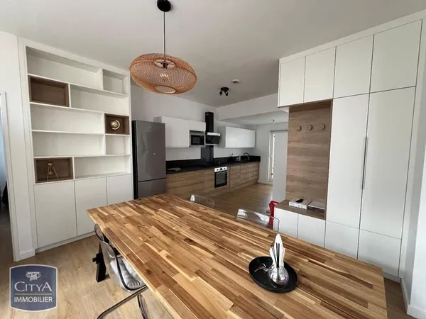 Appartement 3 pièces 82 m²