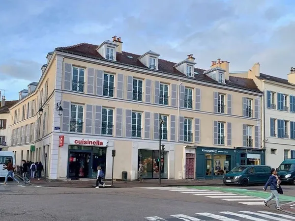 Local commercial 95 m²