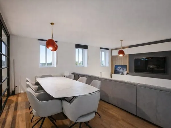 Appartement 4 pièces 125 m²