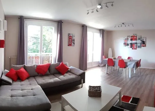 Appartement 1 pièce 103 m²