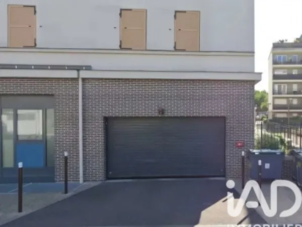 Vente Parking/garage/box 17 m²