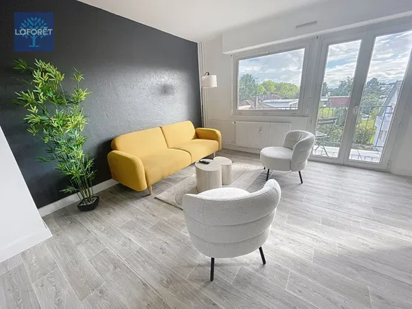 Chambre de service 86 m²