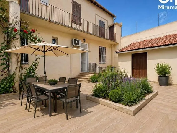 Maison 8 pièces 191 m²