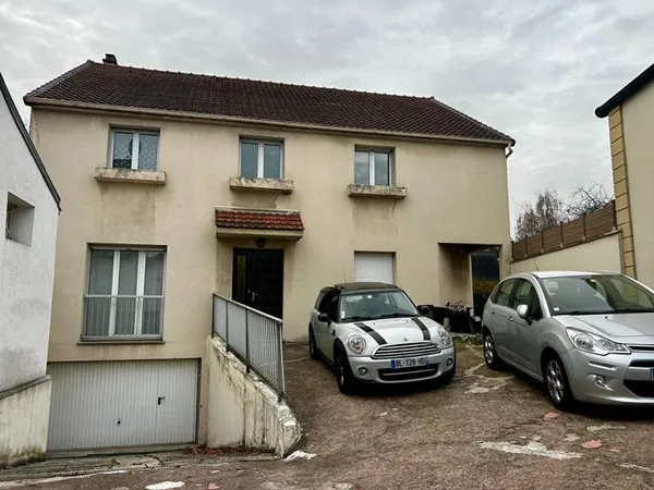 Maison 5 pièces 200 m²