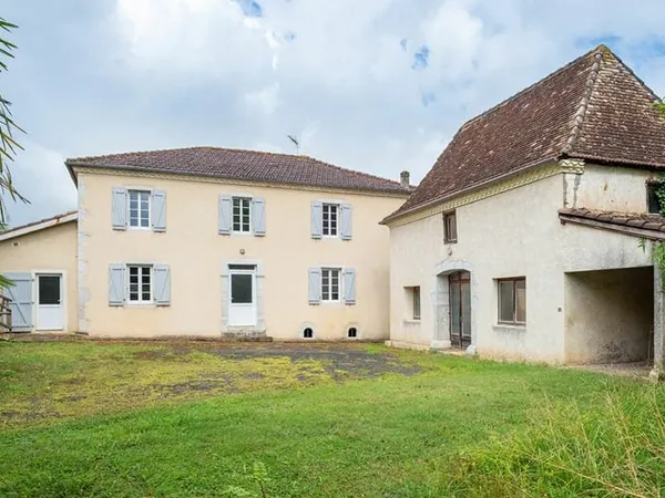Maison Nassiet 5 pièce(s) 181 m2