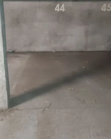 Parking sécurisé à louer