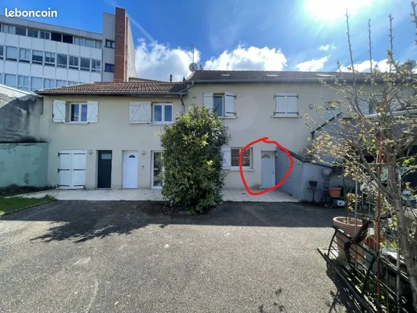 Rare : Appartement F3 dans maison en copropriété