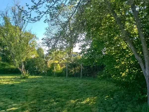 Terrain constructible 577 m²