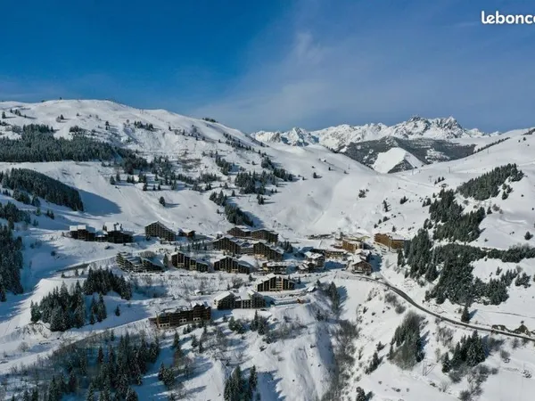 Terrain 600 m² Huez