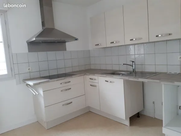 LOUE APPART 72m2 + GARAGE CENTRE VILLE