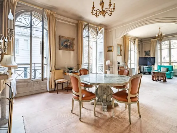 Neuilly - Parc Saint James - Longchamp