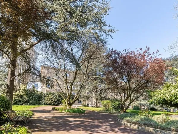 Appartement de 2 pièces de 57 m² à Bagnolet