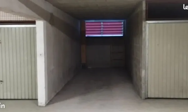 Place de Parking à Morez dans résidence sécurisée