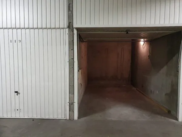 Parking 13 m²