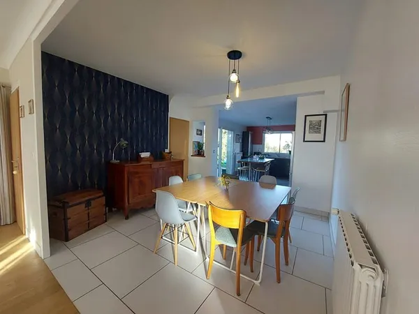 MASION 5 CHAMBRES SUR CHÂTELLERAULT