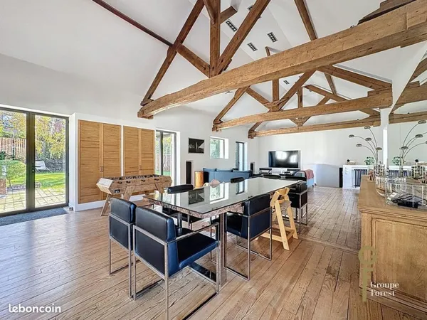 Maison 6 pièces 180 m²